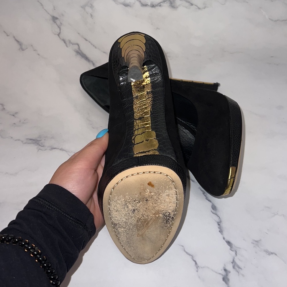 B by Brian Atwood Heels - Picture 8 of 11